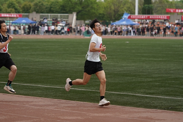 b88cf99af7764591b3032494780ae2b8.jpg