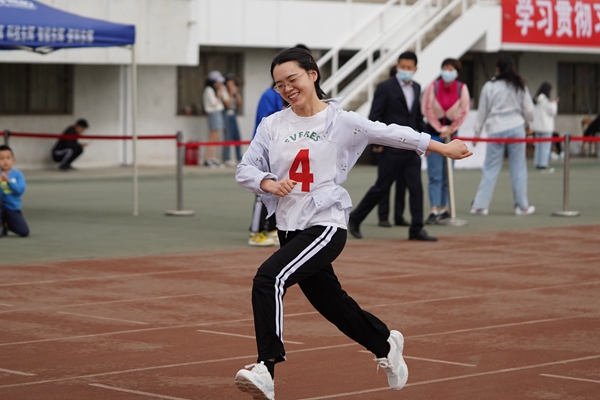 c75525c029454c69b0c7928b0a61dab5.jpg